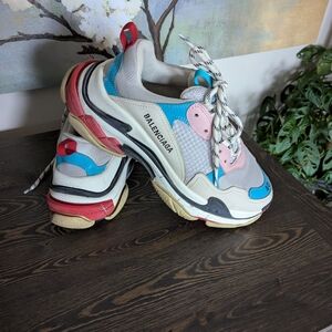 Multicolor Sneakers